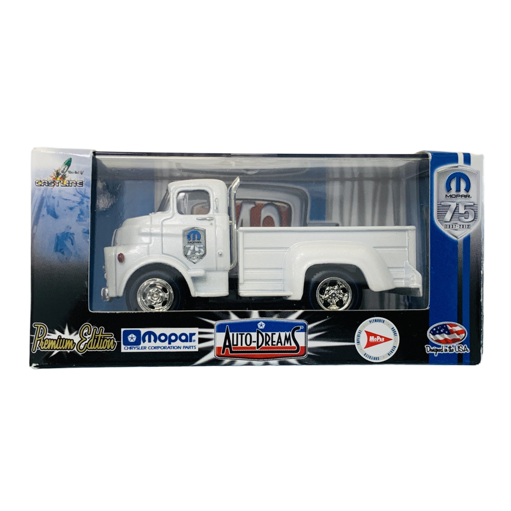 M2 Machines Auto-Dreams 1957 Dodge COE MP02