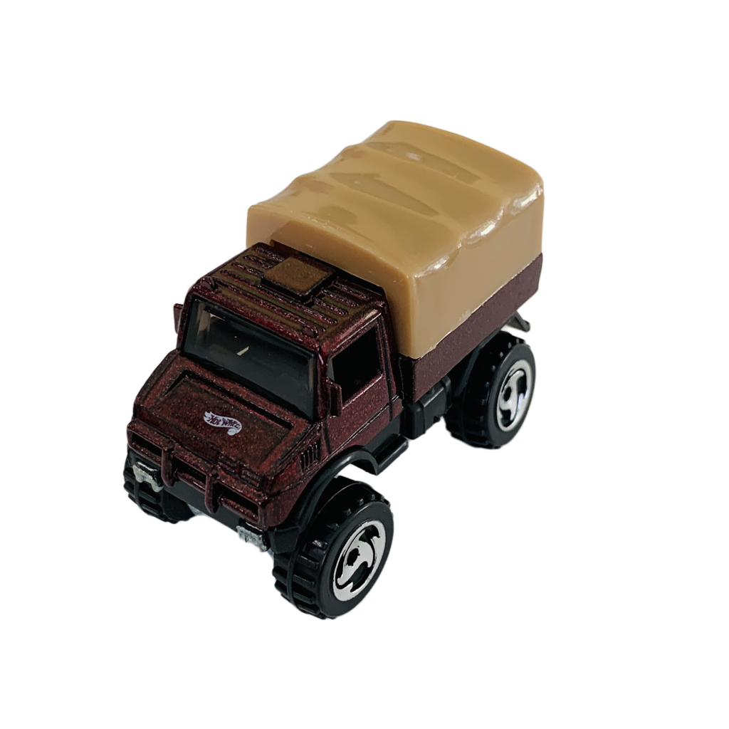 Hot Wheels Mercedes-Benz Unimog