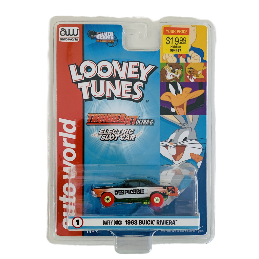 Auto World Looney Tunes Daffy Duck 1963 Buick Riviera Slot Car