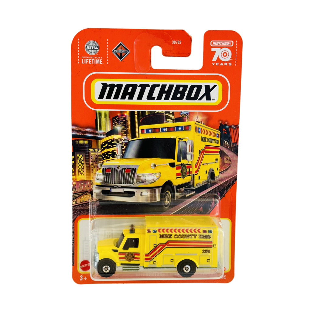 Matchbox #38 International Workstar Ambulance