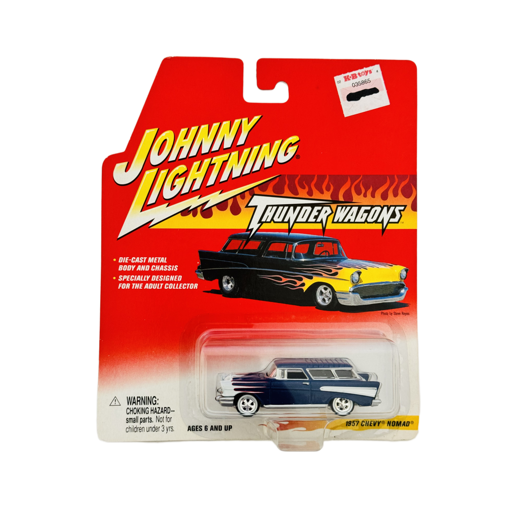 Johnny Lightning Thunder Wagons 1957 Chevy Nomad