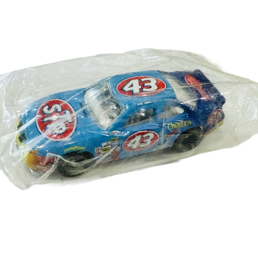 Hot Wheels #43 STP - Betty Crocker John Andretti Stock Car