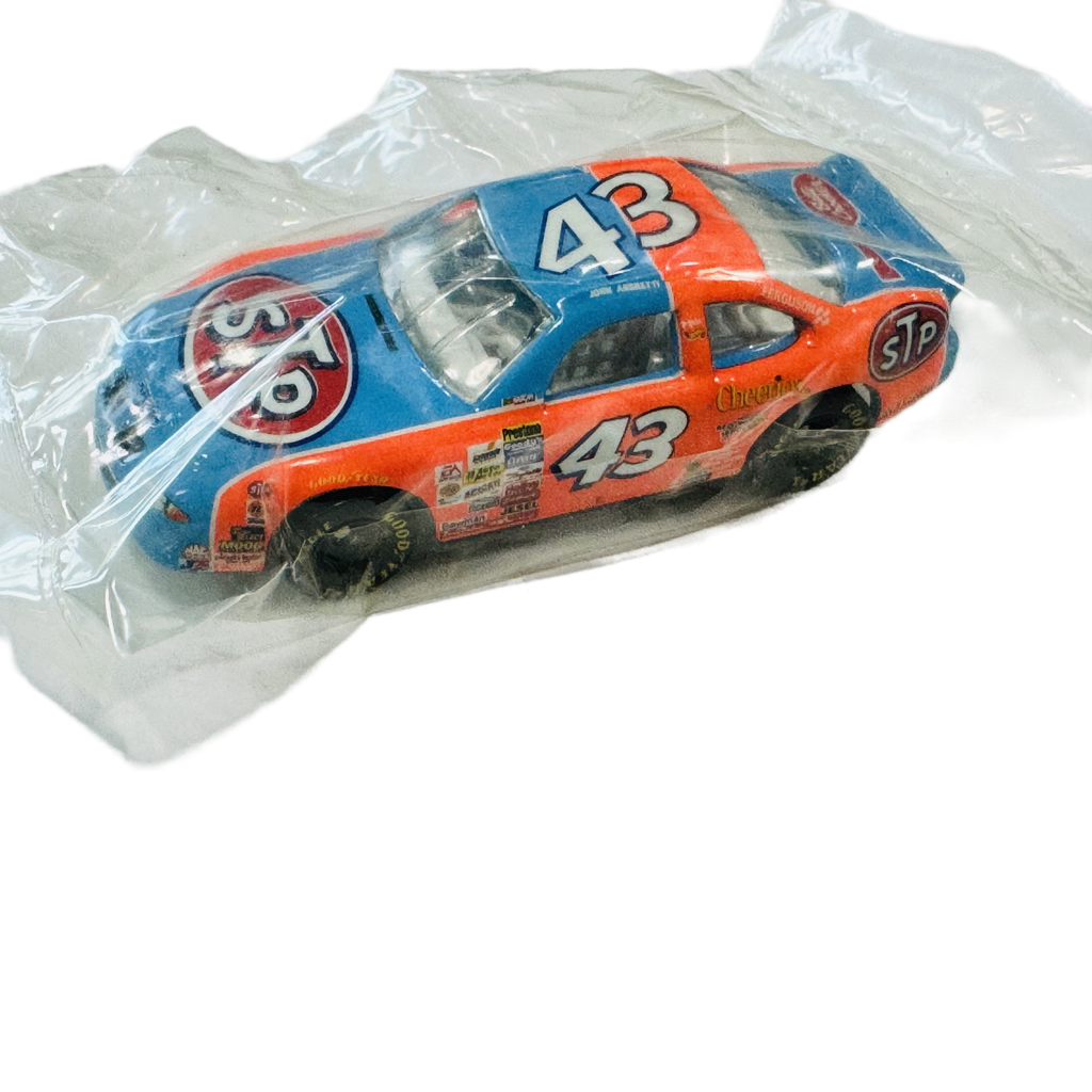 Hot Wheels #43 STP - Betty Crocker John Andretti Stock Car