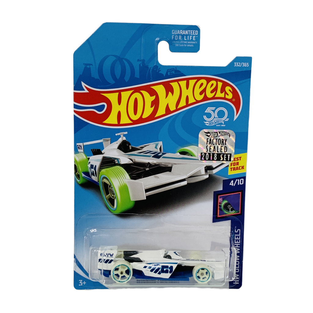 Hot Wheels 2018 Factory Set #332 Winning Formula - White