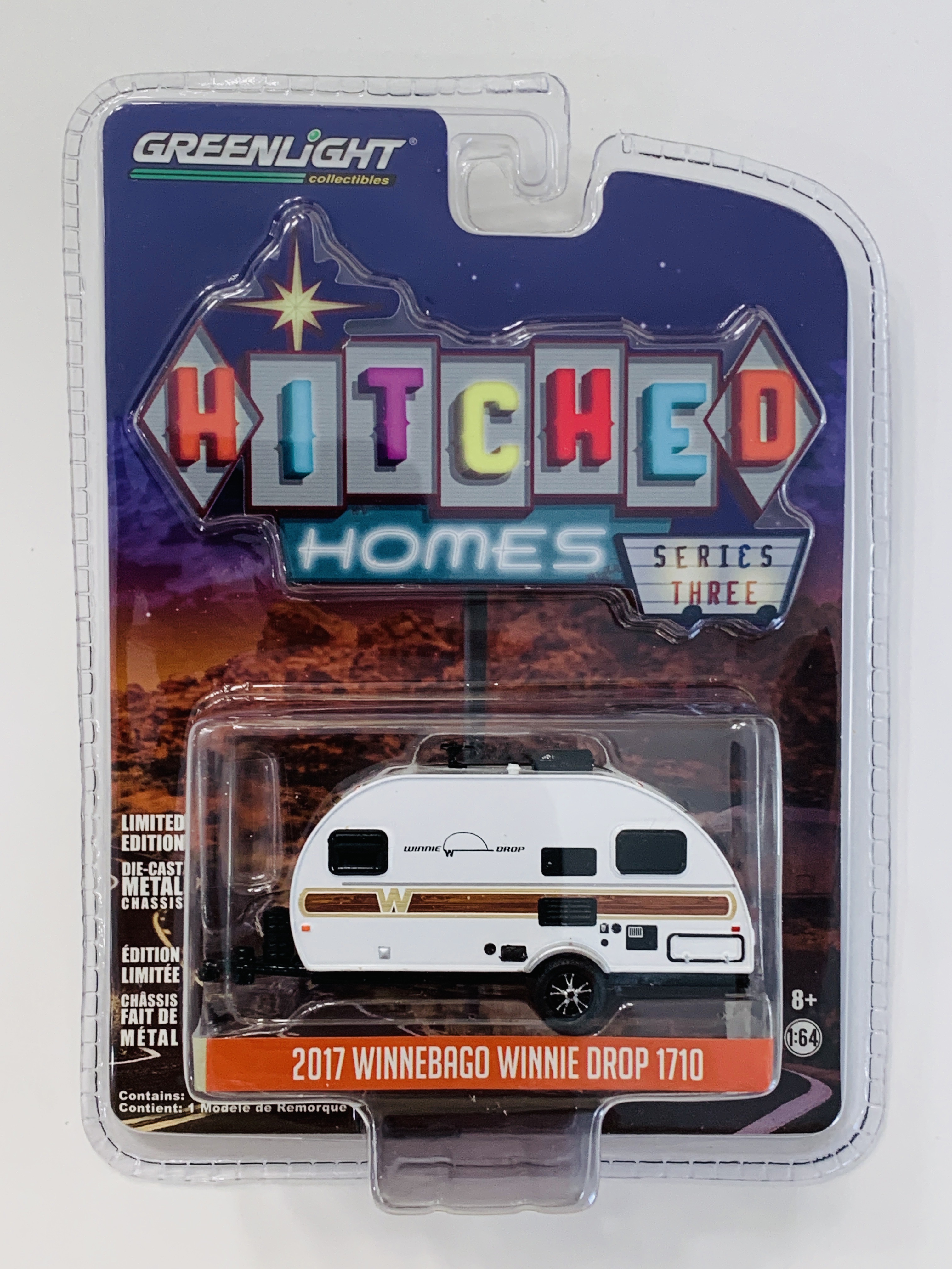 Greenlight Hitched Homes Series Three 2017 Winnebago Winnie Drop 1710