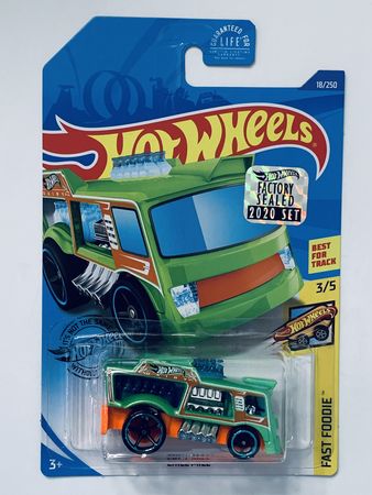 Hot Wheels 2020 Factory Set Chill Mill - Green