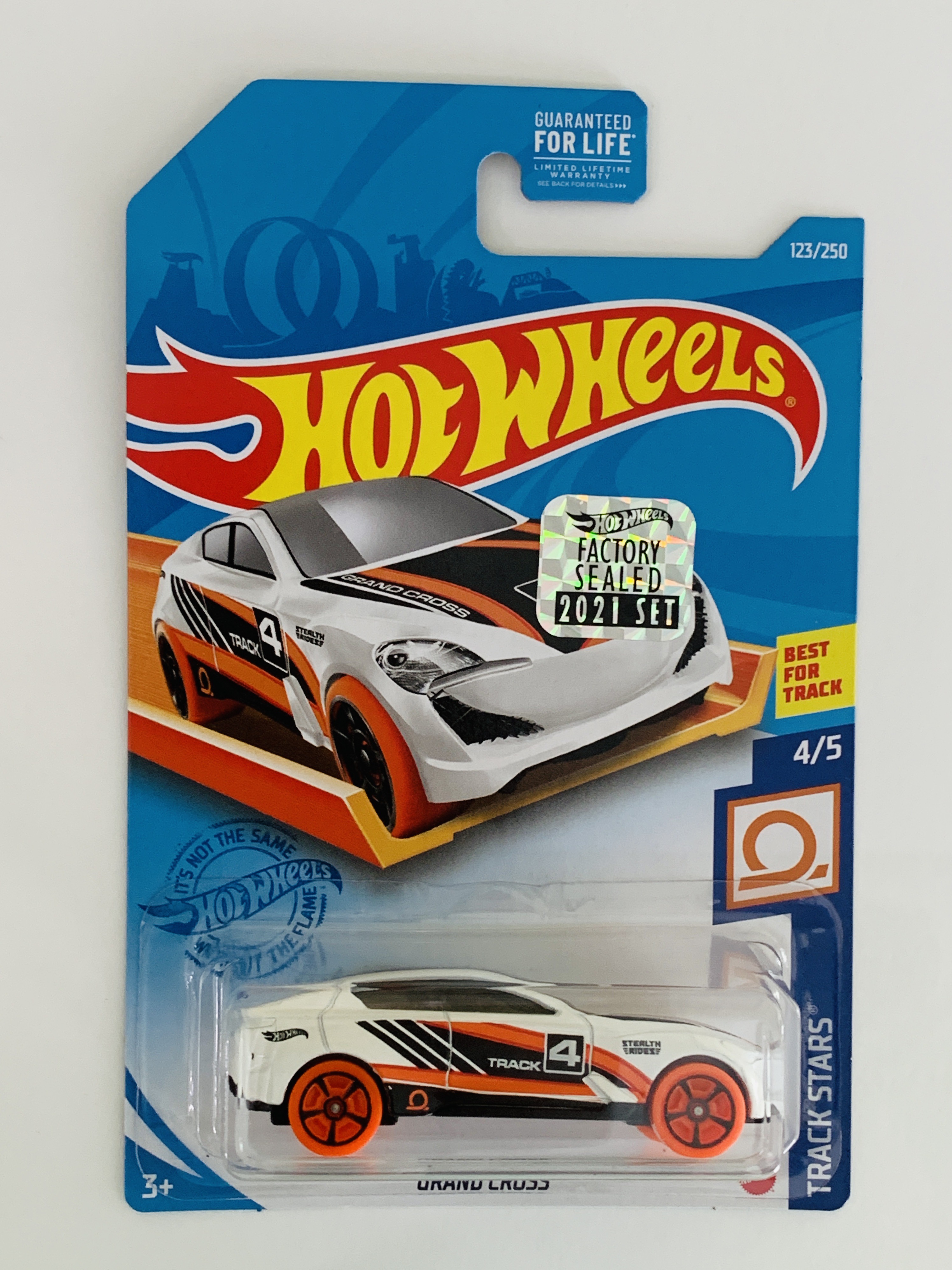 Hot Wheels 2021 Factory Set #123 Grand Cross - White