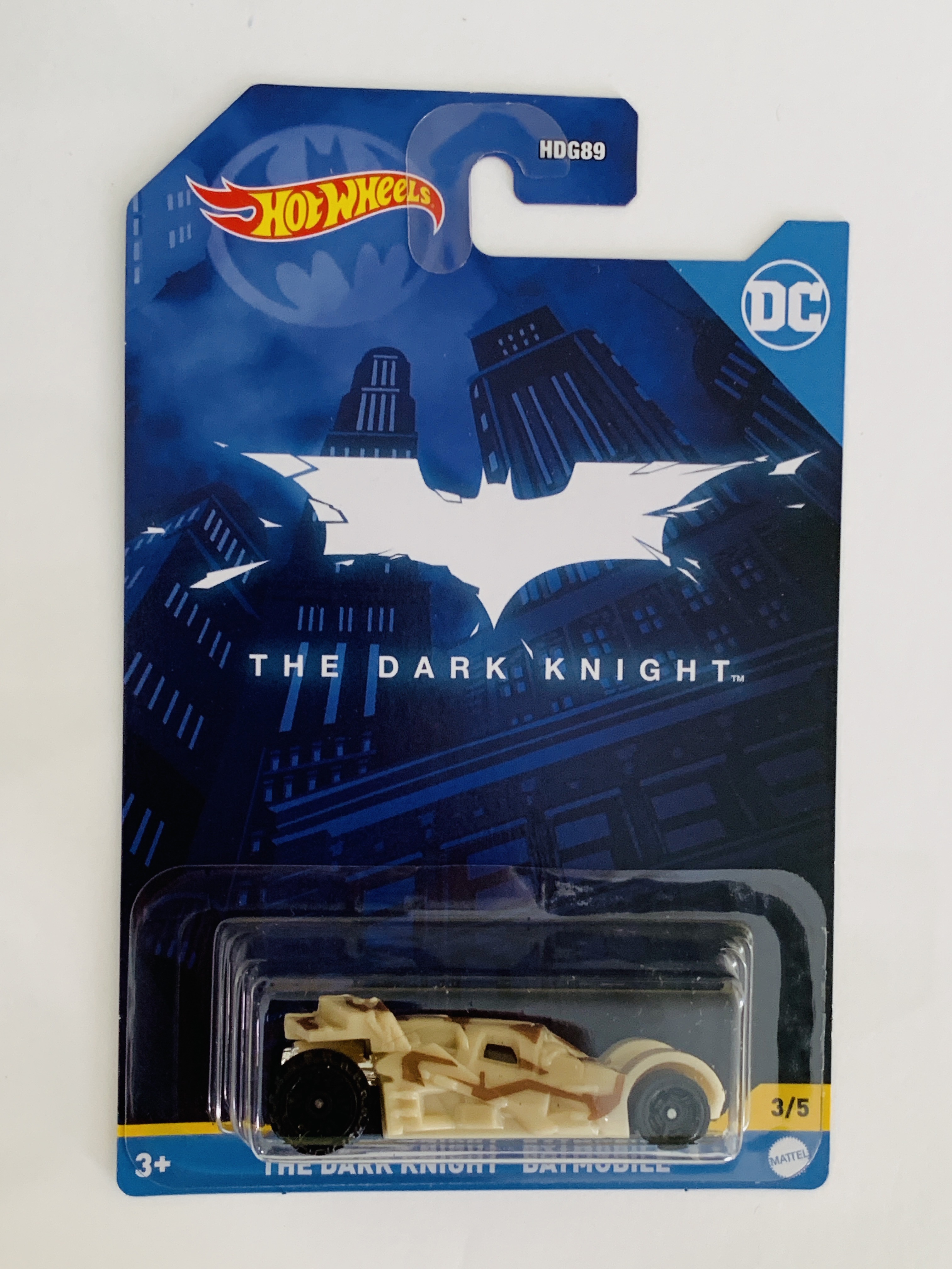 Hot Wheels DC Comics Batman The Dark Knight Batmobile