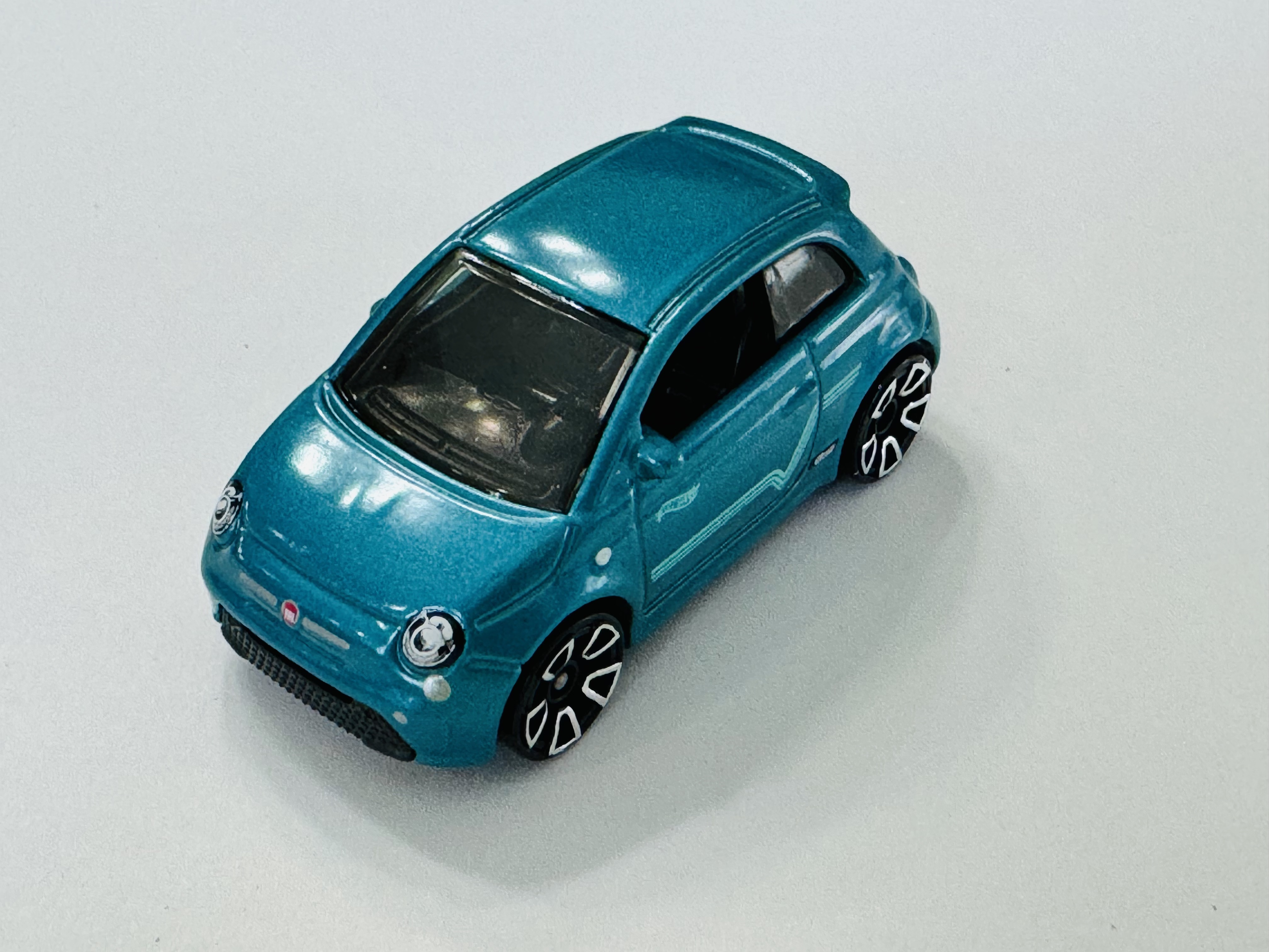 Hot Wheels Fiat 500E