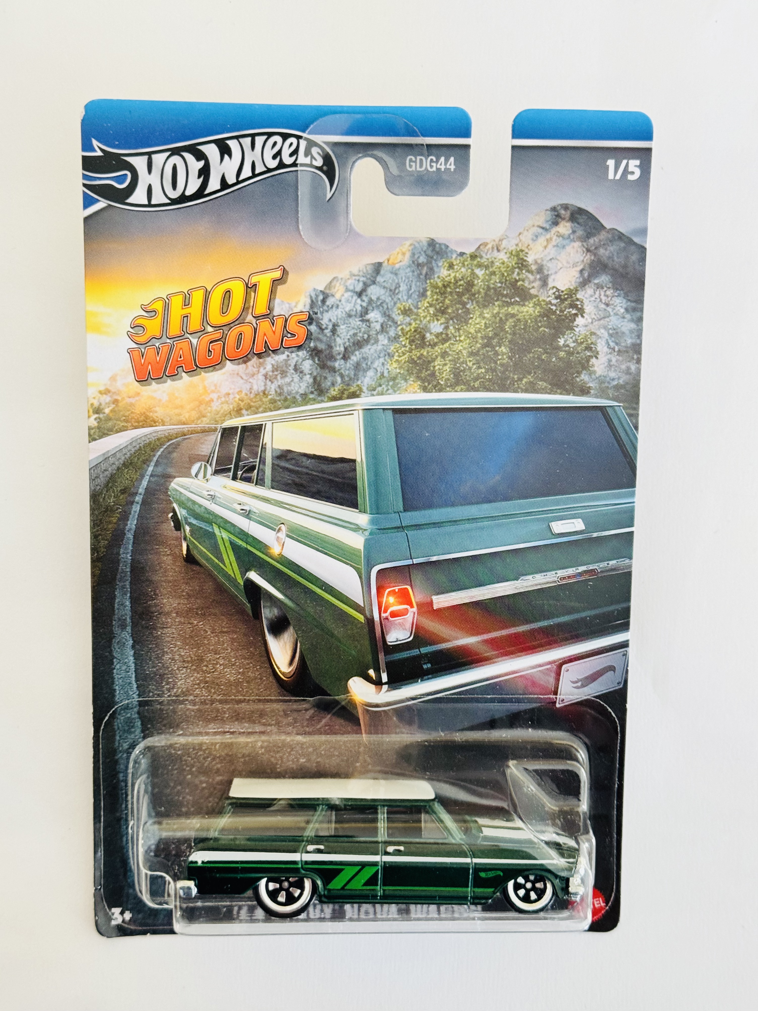 Hot Wheels Hot Wagons '64 Chevy Nova Wagon