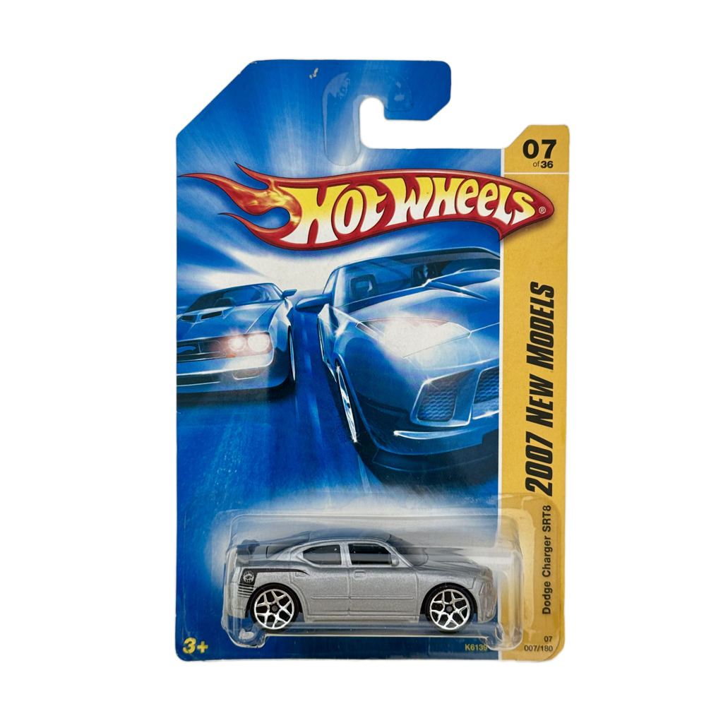 Hot Wheels #007 Dodge Charger SRT8