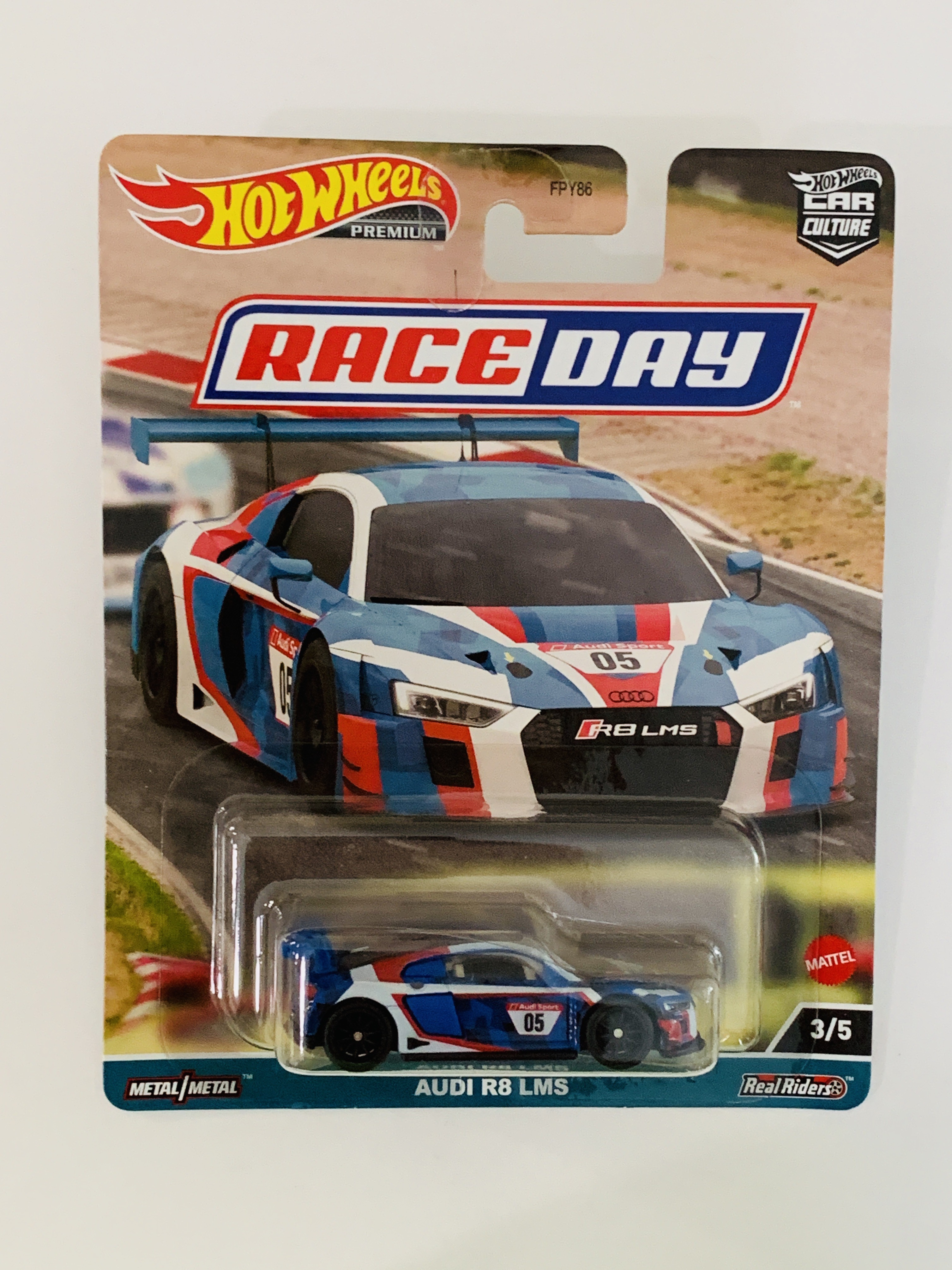 Hot Wheels Premium Race Day Audi R8 LMS