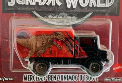 Hot Wheels Premium Jurassic World Mercedes-Benz Unimog U 1300L 1