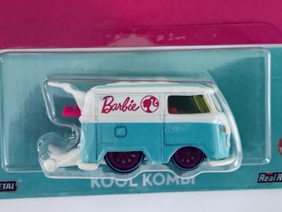 Hot Wheels Premium Barbie Kool Kombi 1