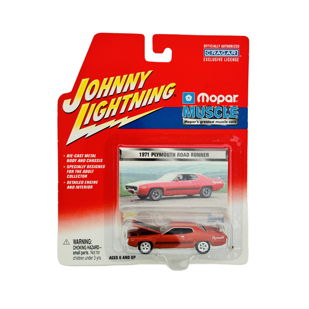 Johnny Lightning Mopar Muscle 1971 Plymouth Road Runner