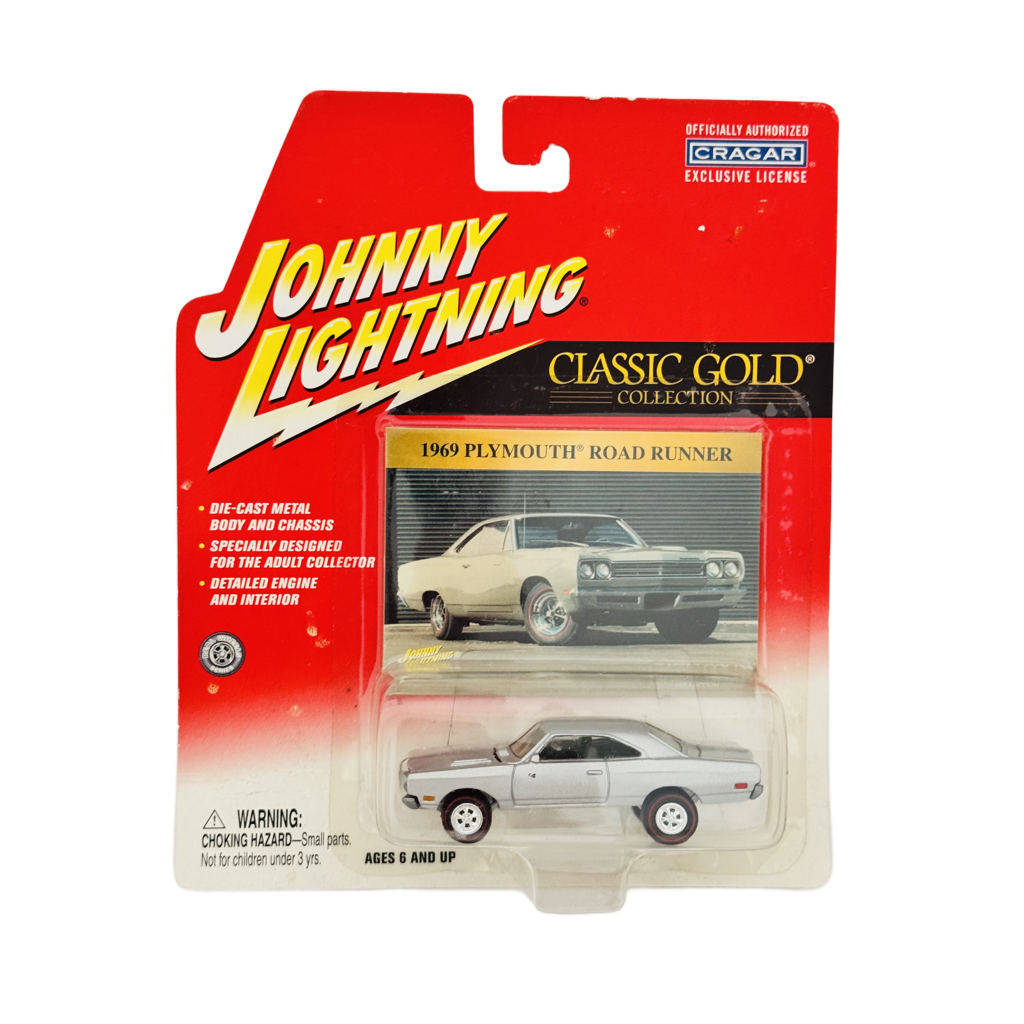 Johnny Lightning Classic Gold 1969 Plymouth Road Runner