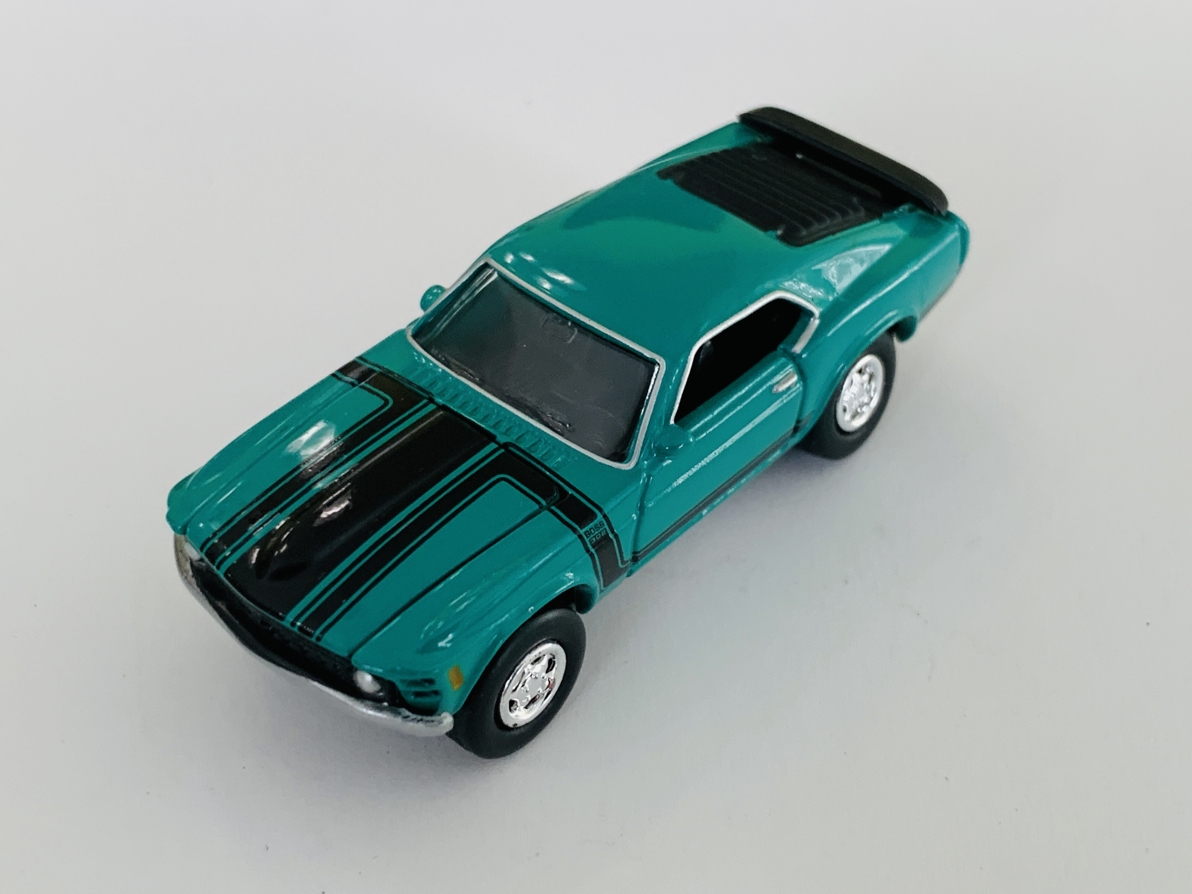 Johnny Lightning 1970 Boss 302