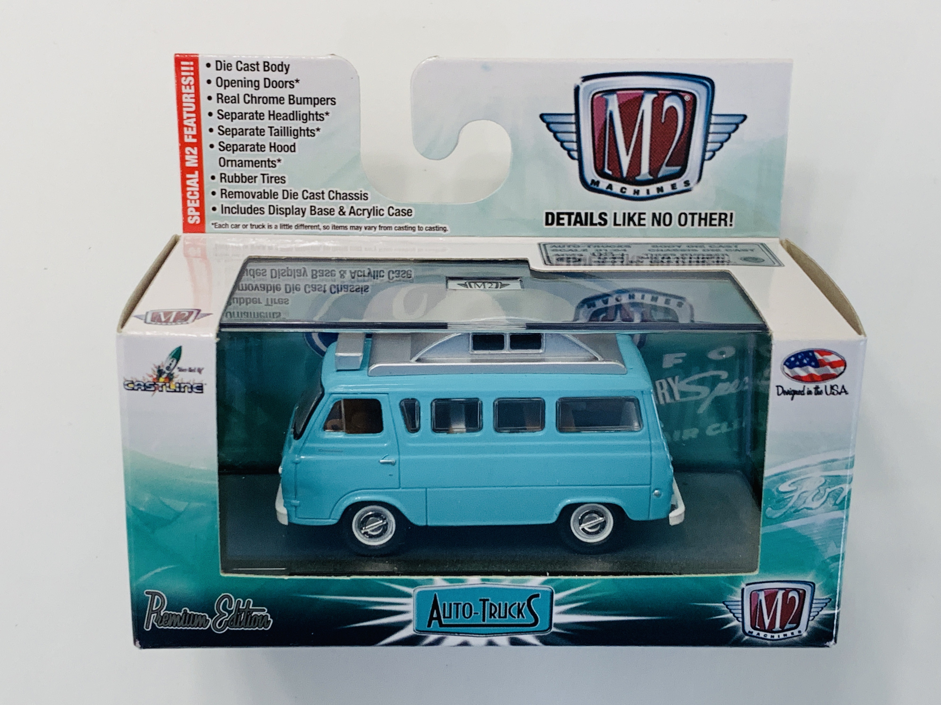 M2 Machines Auto-Trucks 1965 Ford Econoline - Camper Van R32