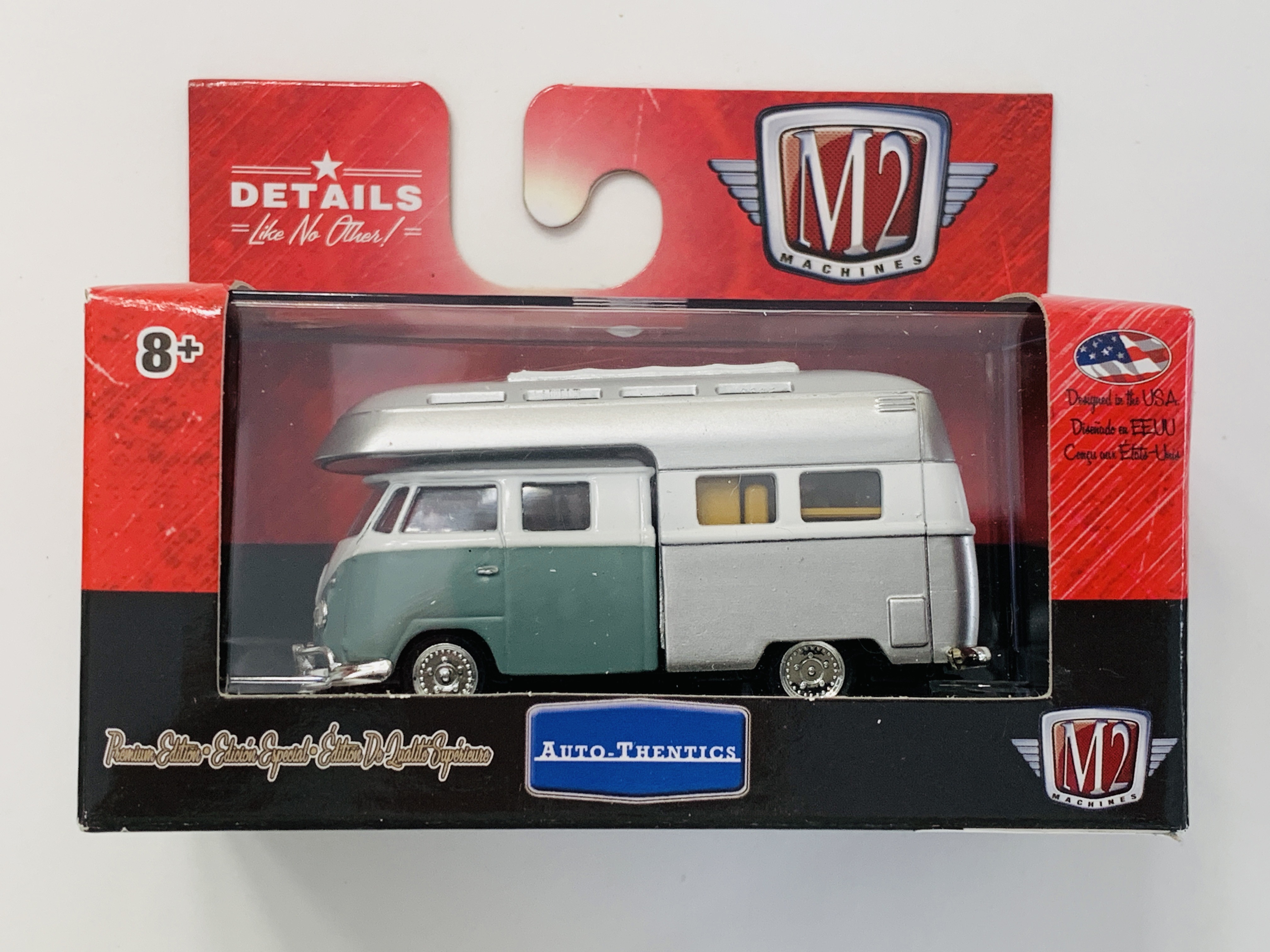 M2 Machines Auto-Thentics 1959 VW Double Cab Truck USA Model MJS04