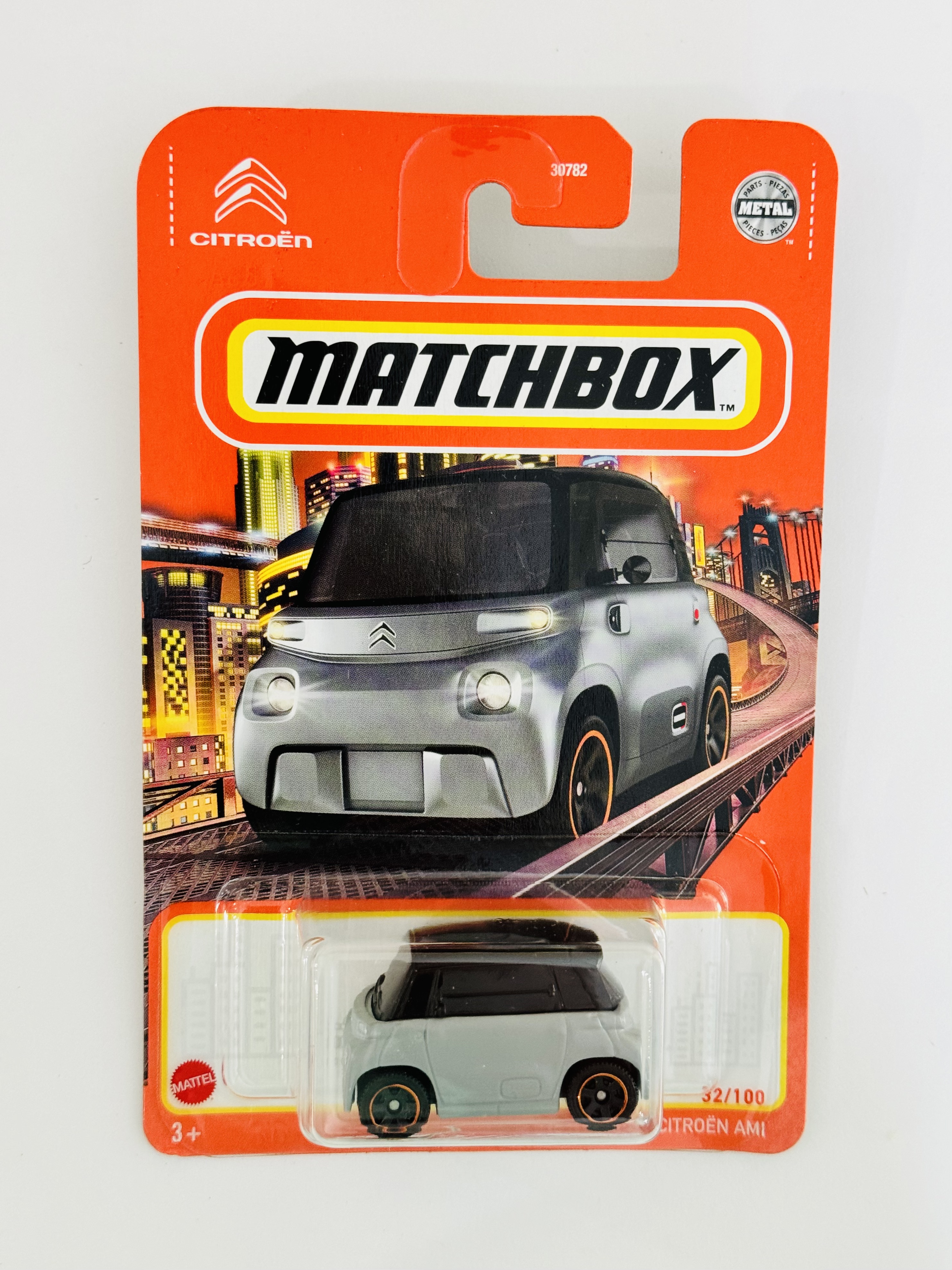 Matchbox #32 Citroen AMI