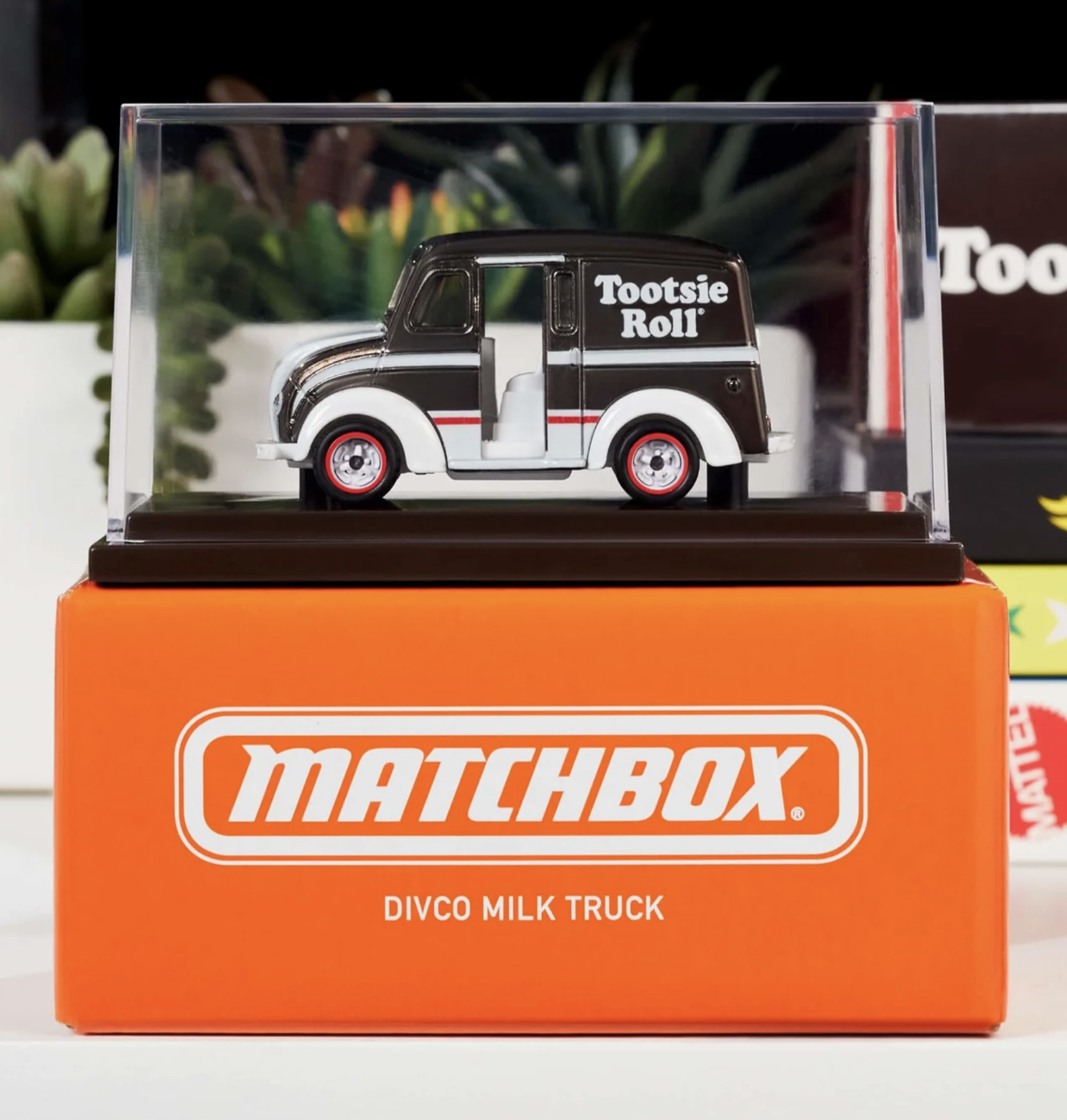 Matchbox Tootsie Roll Divco Milk Truck