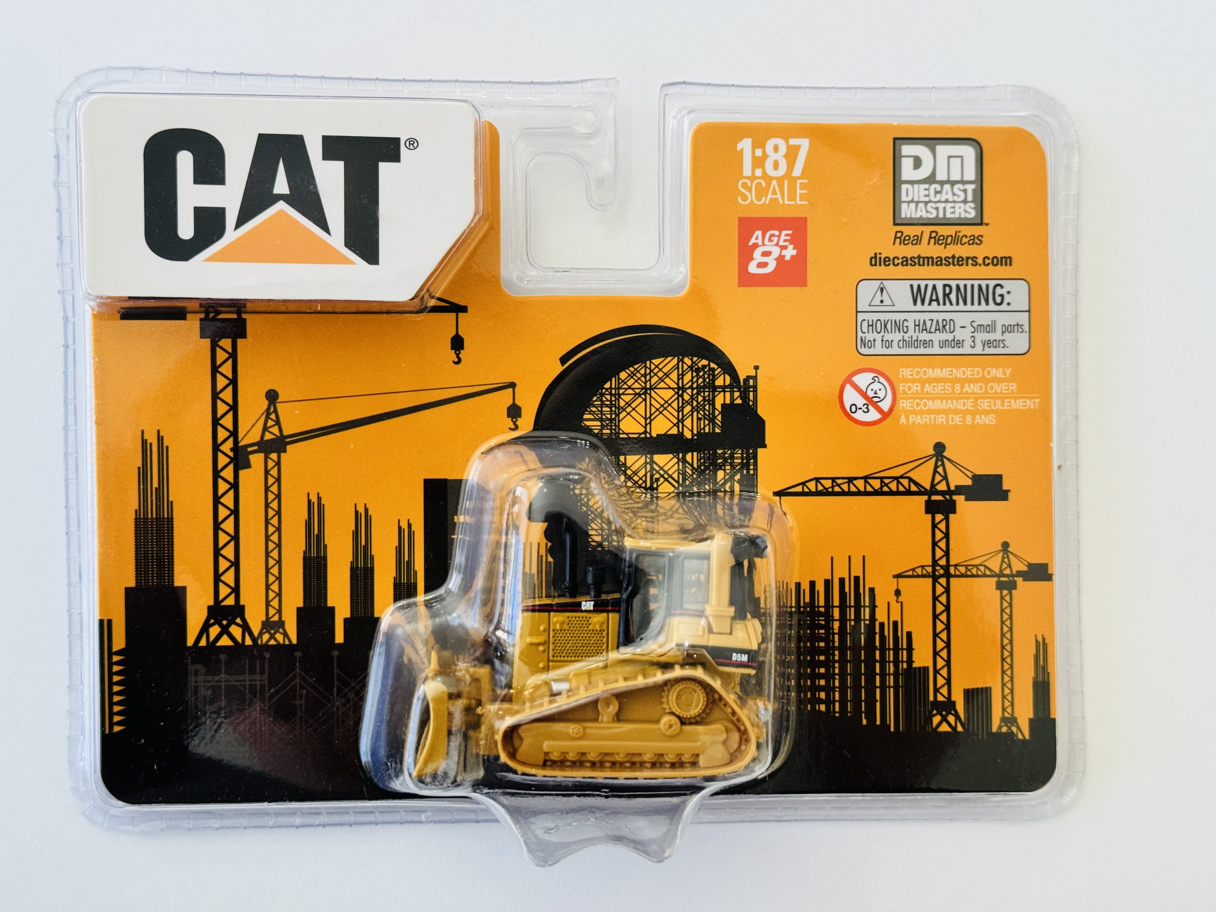 DM Diecast Masters CAT 1:87 Scale CAT D5M Track-Type Tractor